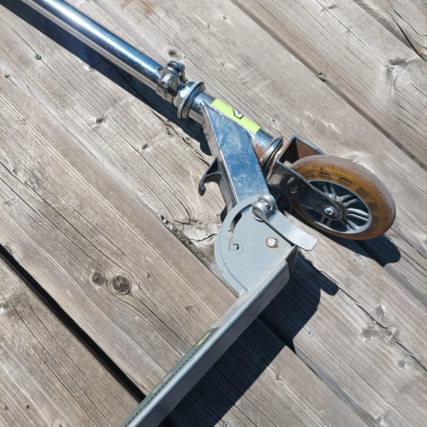 Kids' Chrome Scooter - High-Speed image indicator(5)