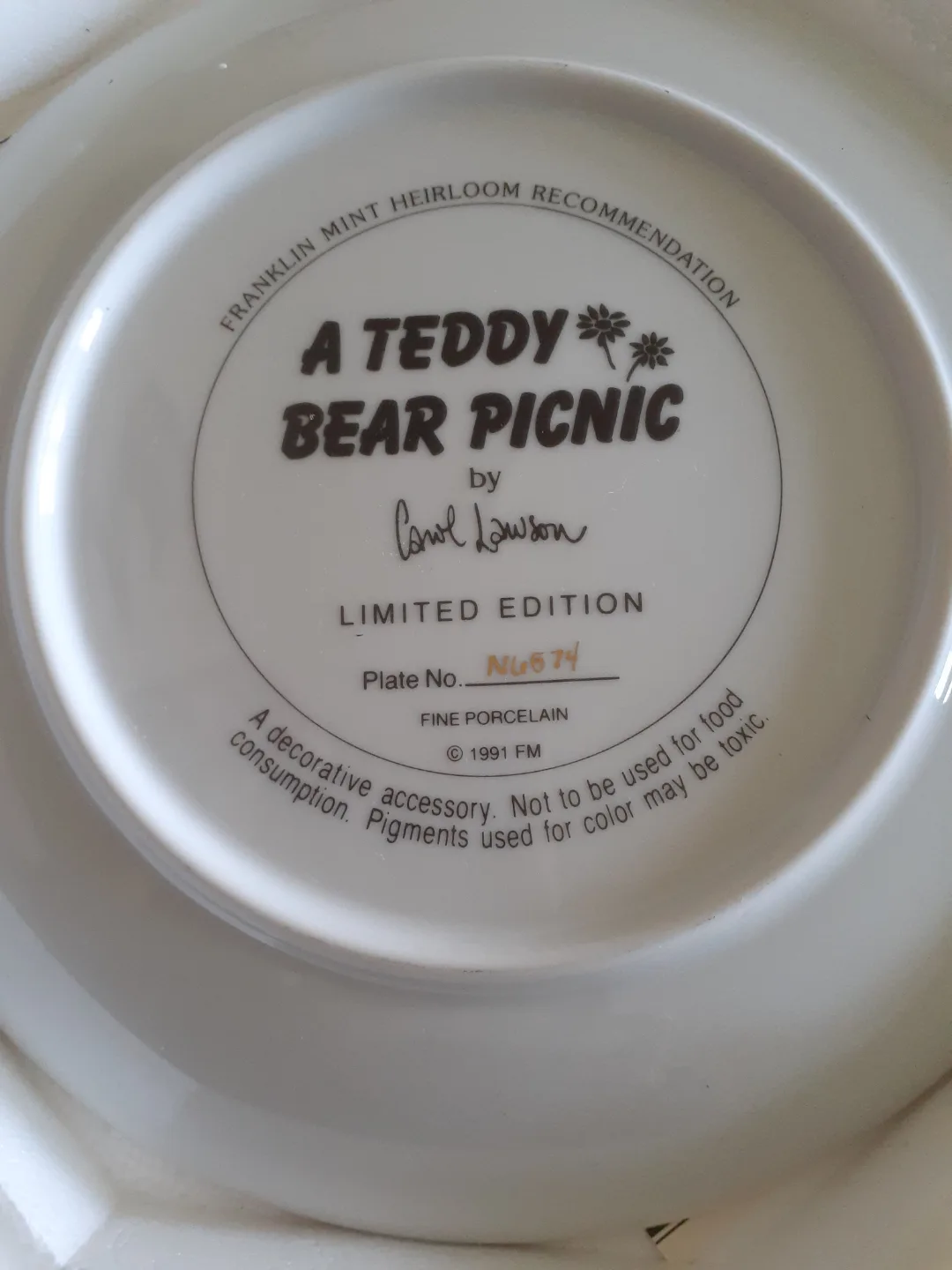 Franklin Mint Teddy Bear Picnic Collector Plate image indicator(2)