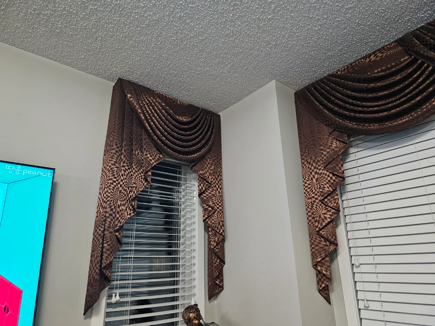 Elegant Brown Window Valances image indicator(6)