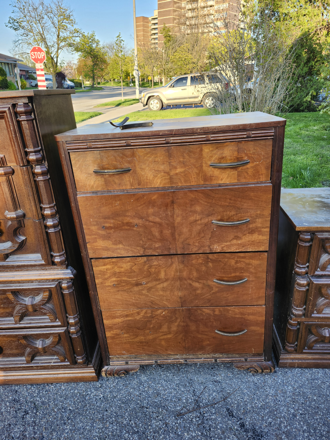 Free Wooden Bedroom Set - photo 4