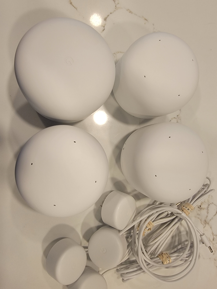 Google Wifi 3-pack mesh network system