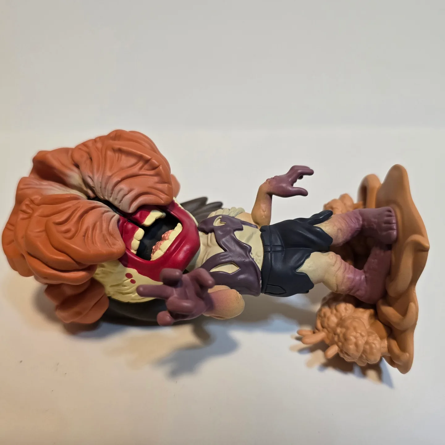 Youtooz The Last of Us Collection Clicker Vinyl Figure image indicator(6)