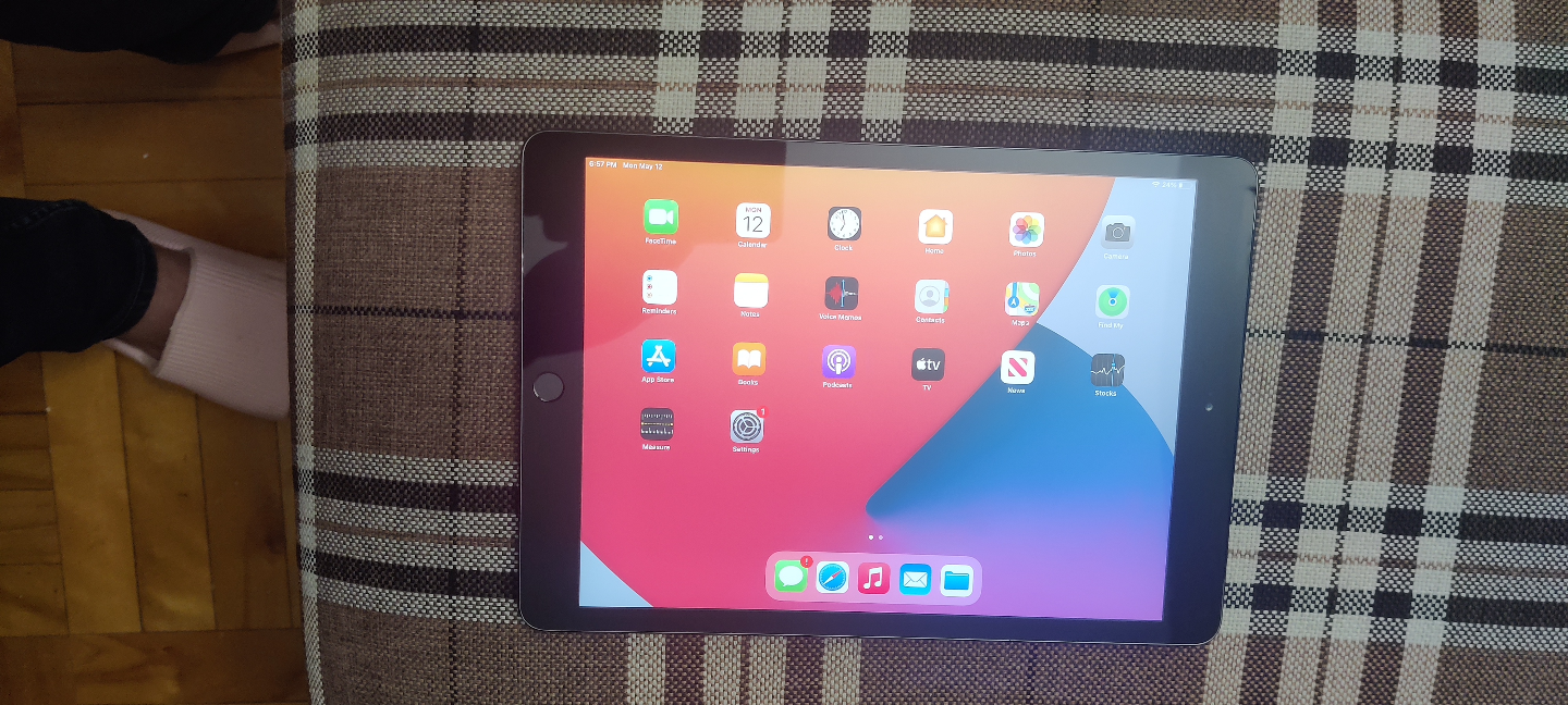 Ipad 8th gen Cellular version - photo 2