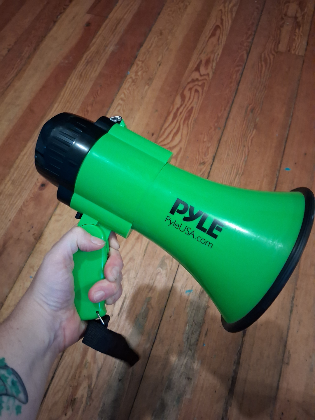 Pyle Portable PA Bullhorn Megaphone - Green - photo 2