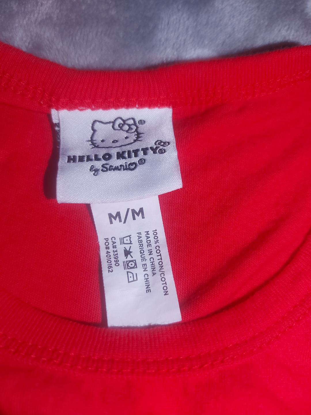 Hello Kitty by Sanrio Red T-Shirt - Size Medium - photo 2