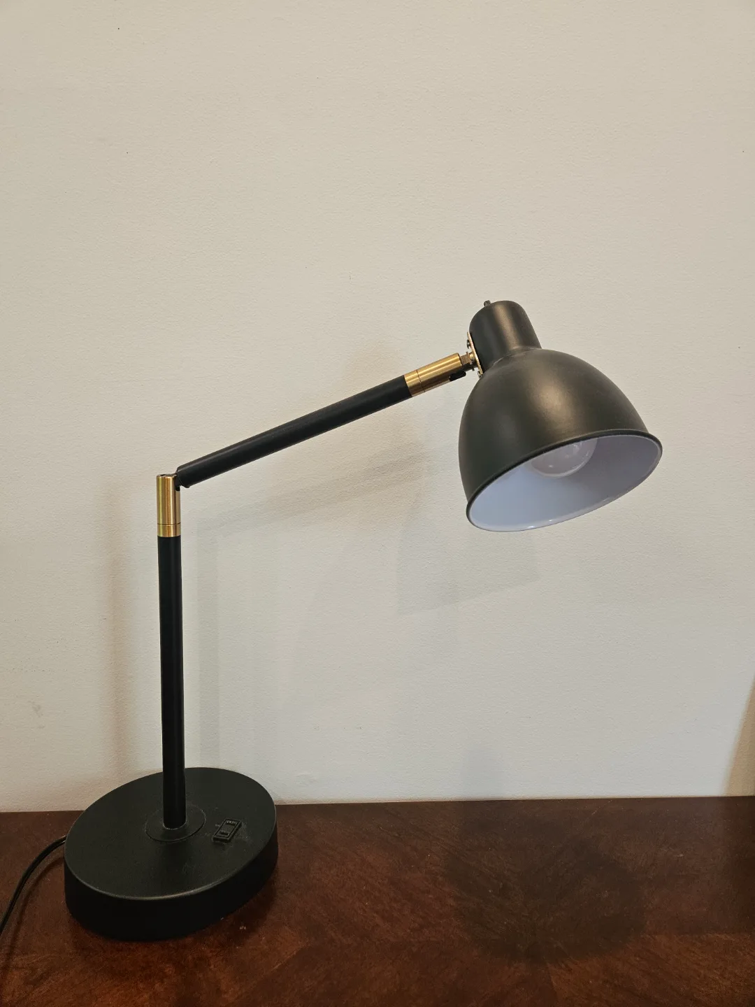 Black and Gold Desk Lamp thumbnail