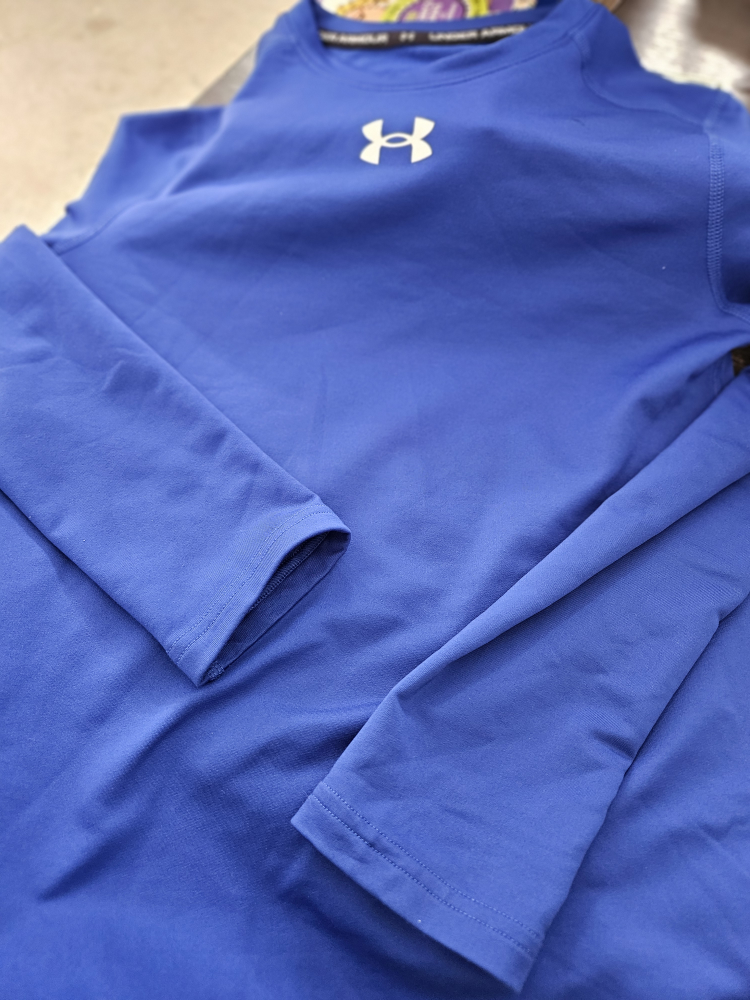 Under Armour ColdGear Fitted Long Sleeve Shirt - Youth Large