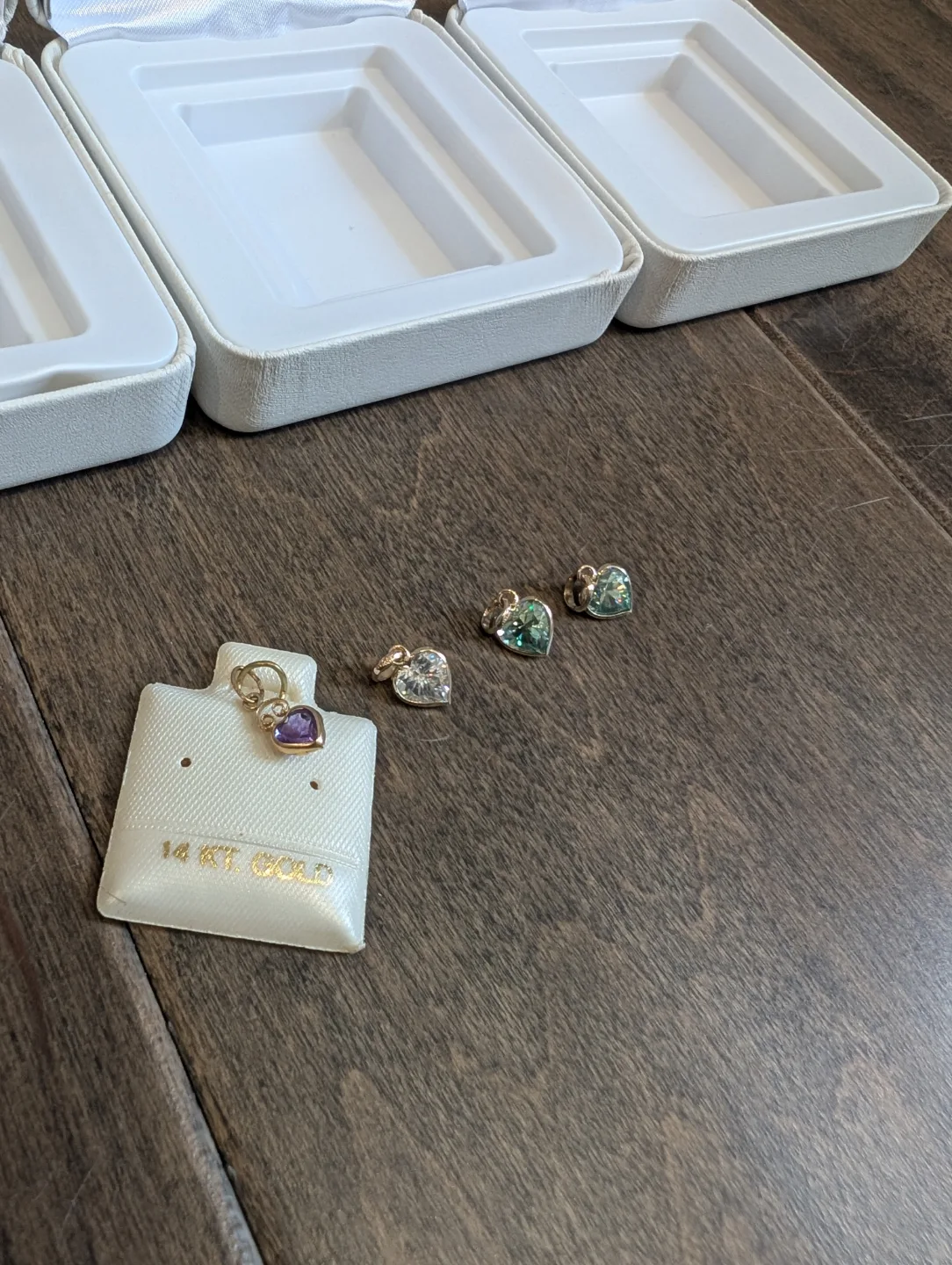 Brand New 10K Yellow Gold Heart Pendants For Sale image indicator(6)