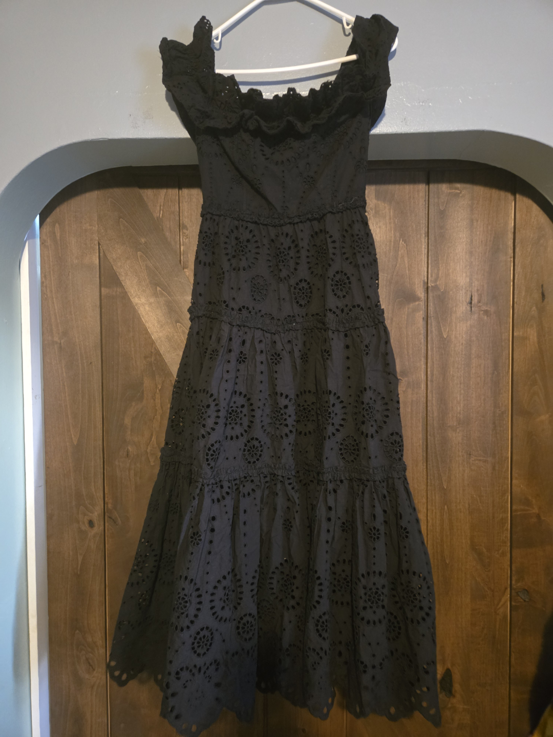 Black Eyelet Maxi Dress - photo 2