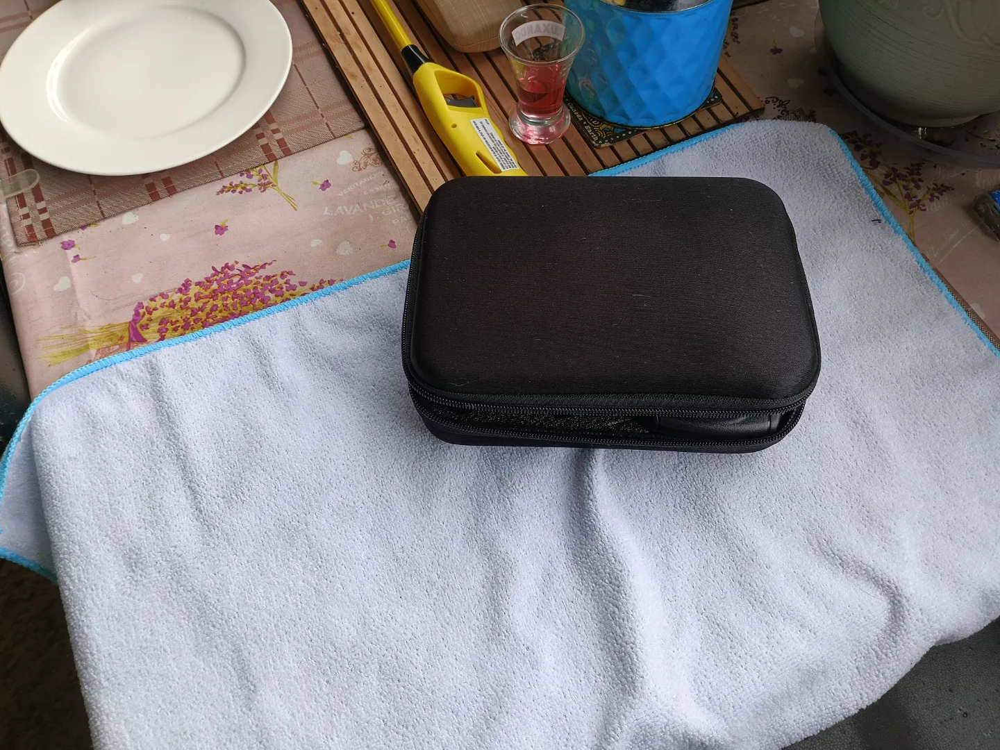 Foldable Drone with Remote Control and Accessories image indicator(10)