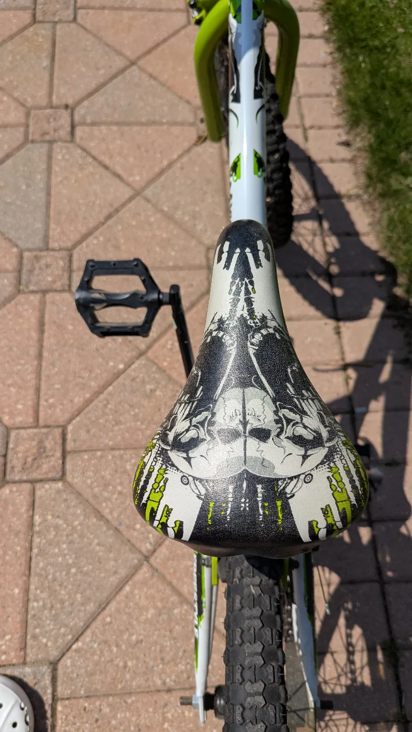 Kids' 20" Huffy BMX Bike image indicator(4)