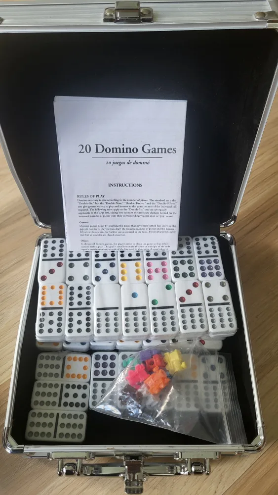 Double 12 Dominoes thumbnail