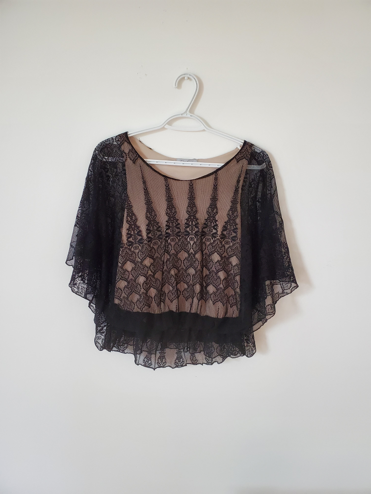 Sans Souci Black Lace Top