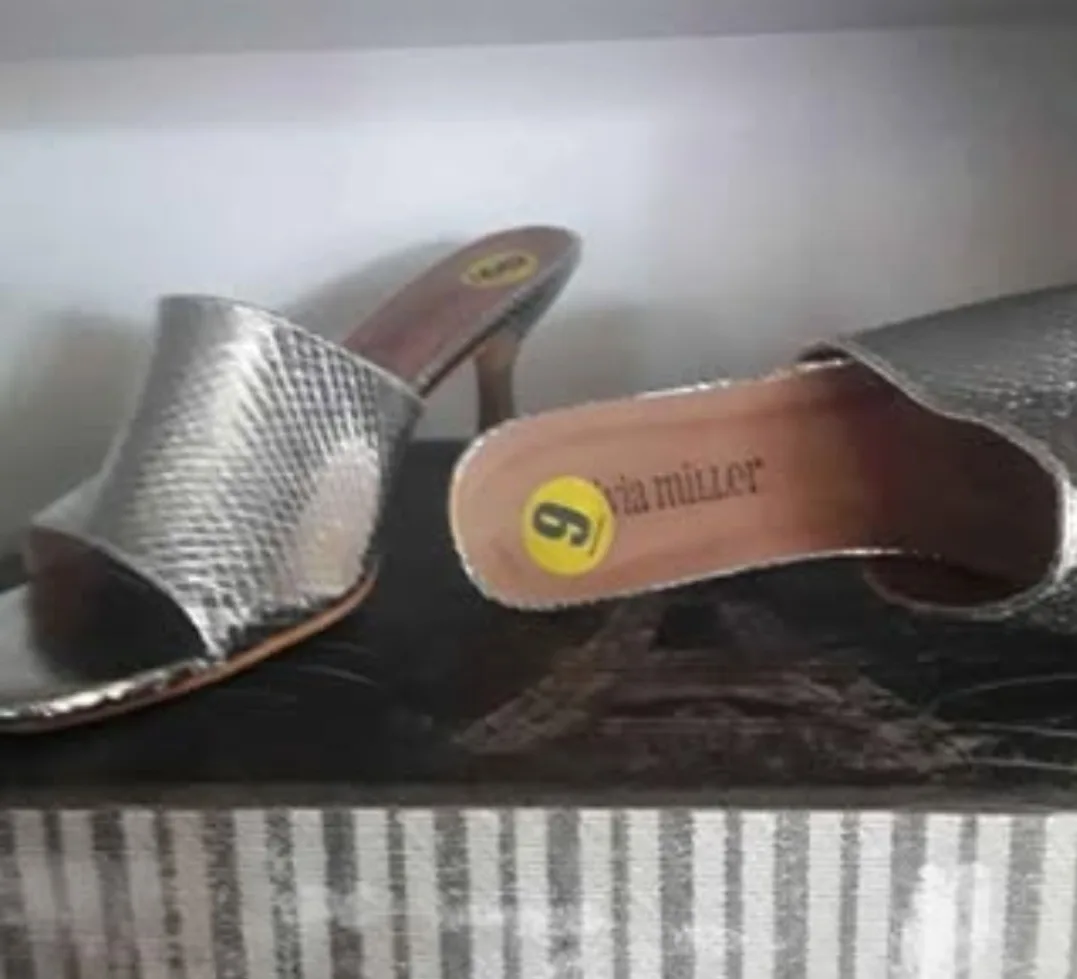 Silver Heels. Size 9