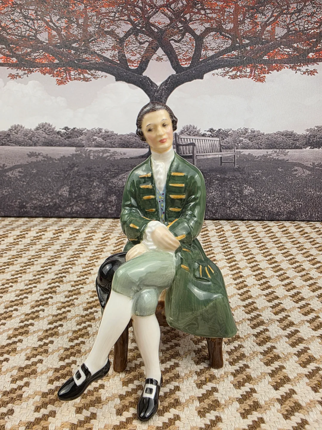 Vintage Gentleman Figurine thumbnail