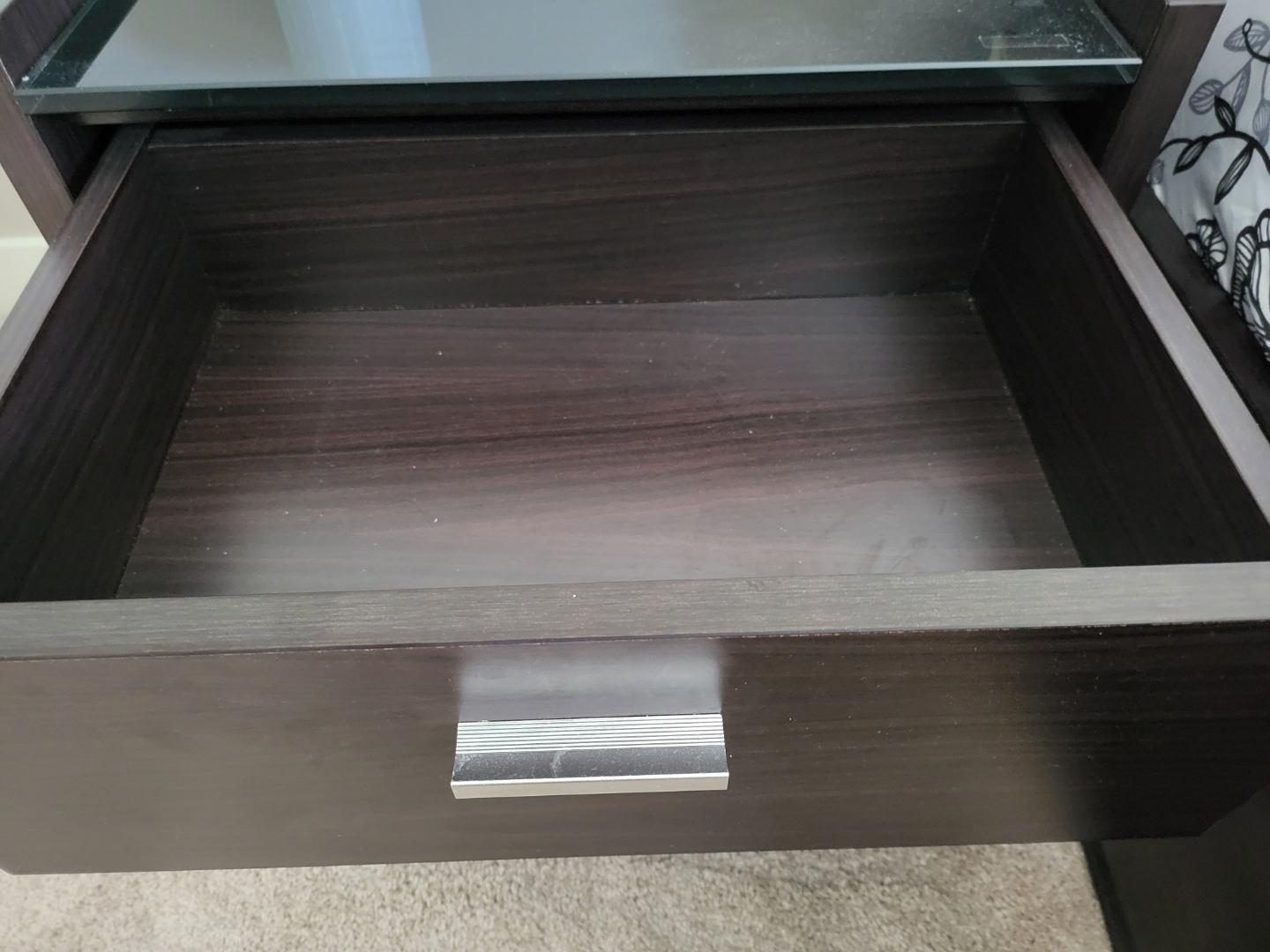 2 Dark wood nightstands - photo 3