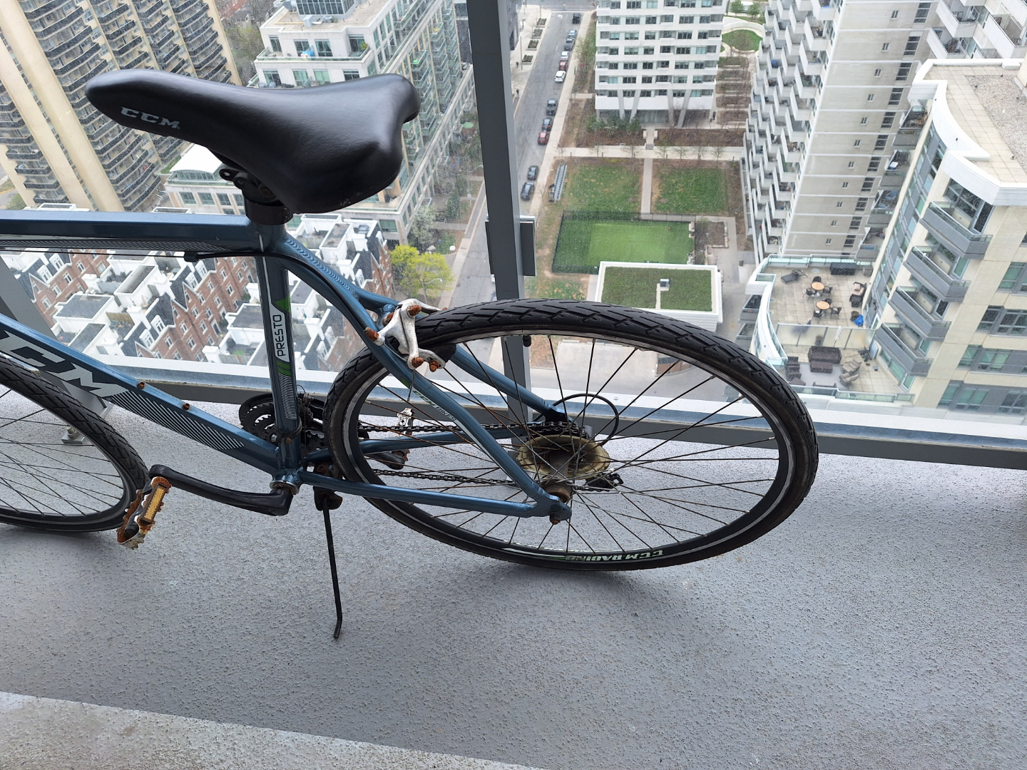 CCM Presto Road Bike - photo 2