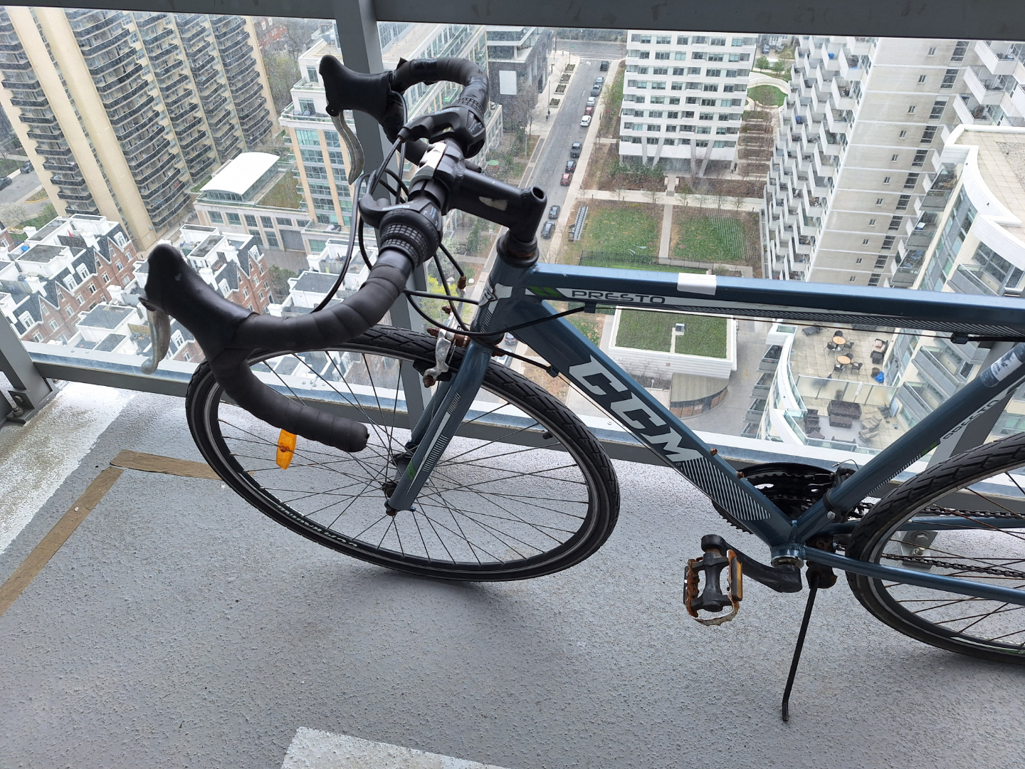 CCM Presto Road Bike - photo 3