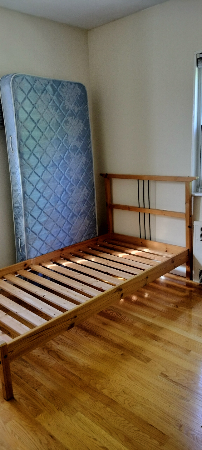Twin Size Wood Frame Bed Frame with mattress - photo 3