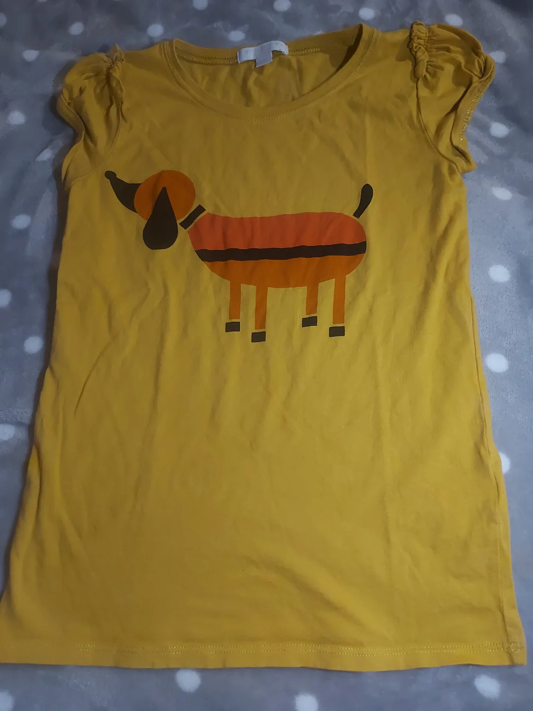 Burberry Children's Mustard Yellow T-Shirt Size 10Y thumbnail