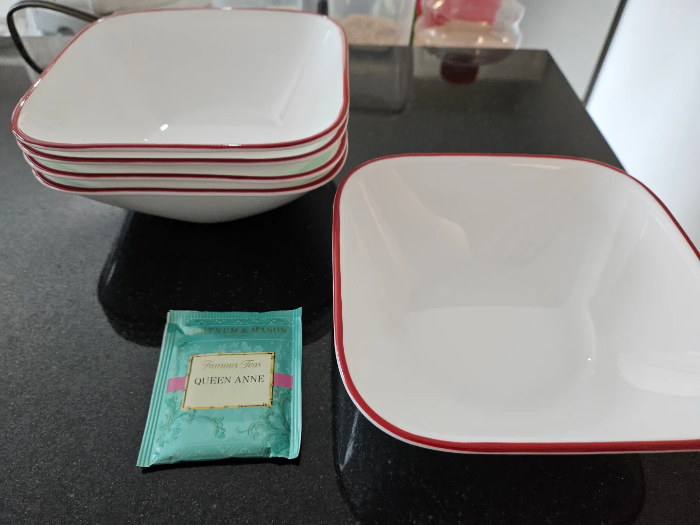 Corelle bowls, set of 6 thumbnail