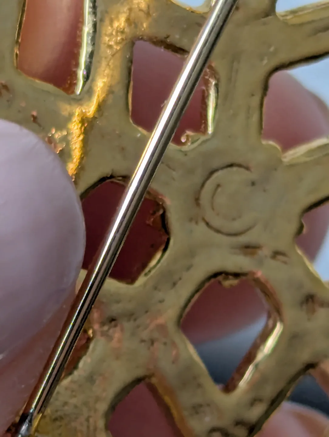 Gold-tone Snowflake Brooch image indicator(7)