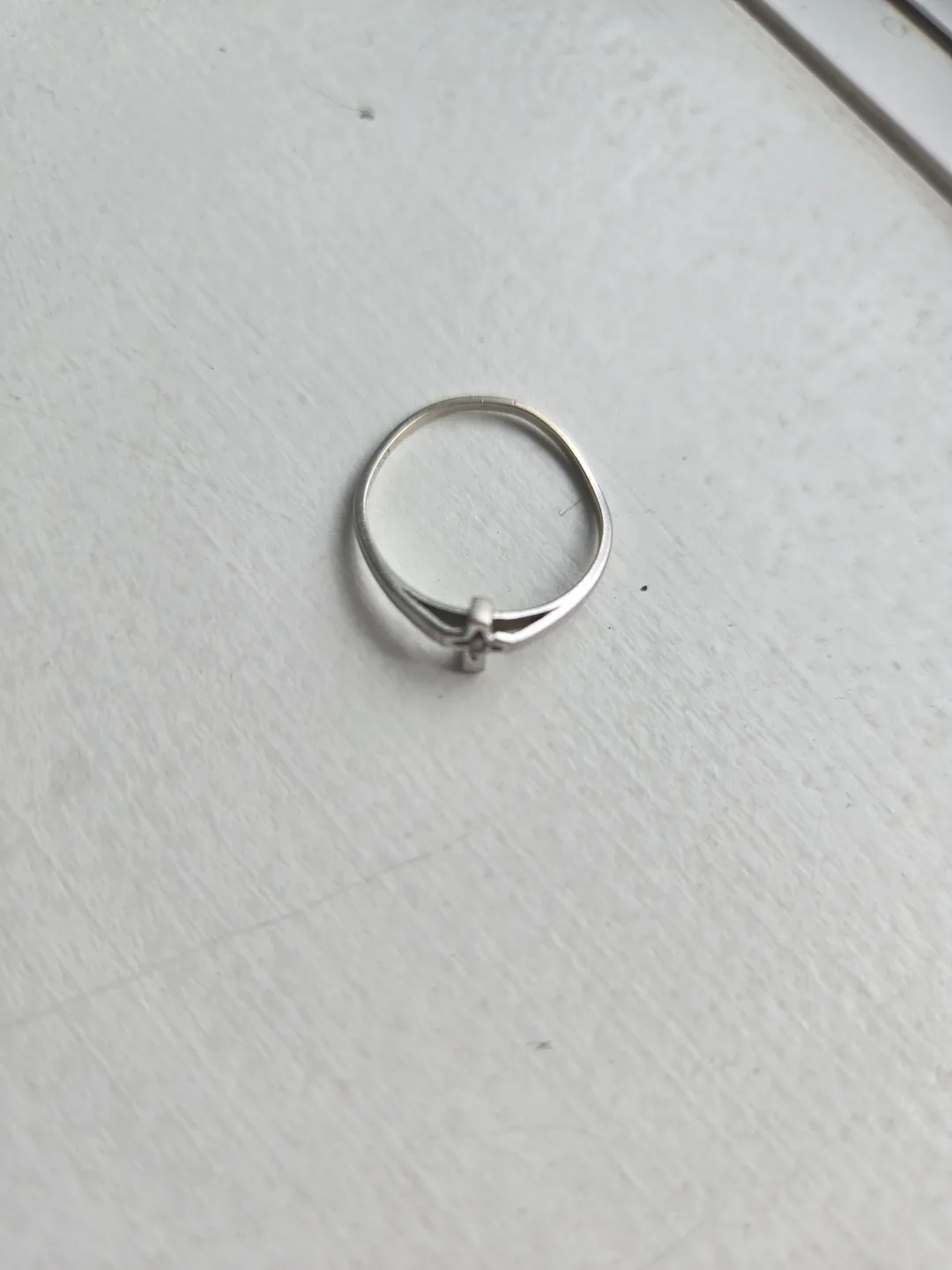 Silver Knot Ring cross thumbnail