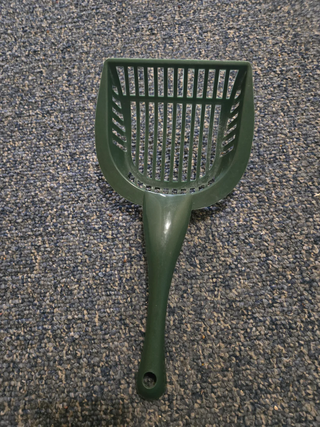 Green Plastic Cat Litter Scoop thumbnail