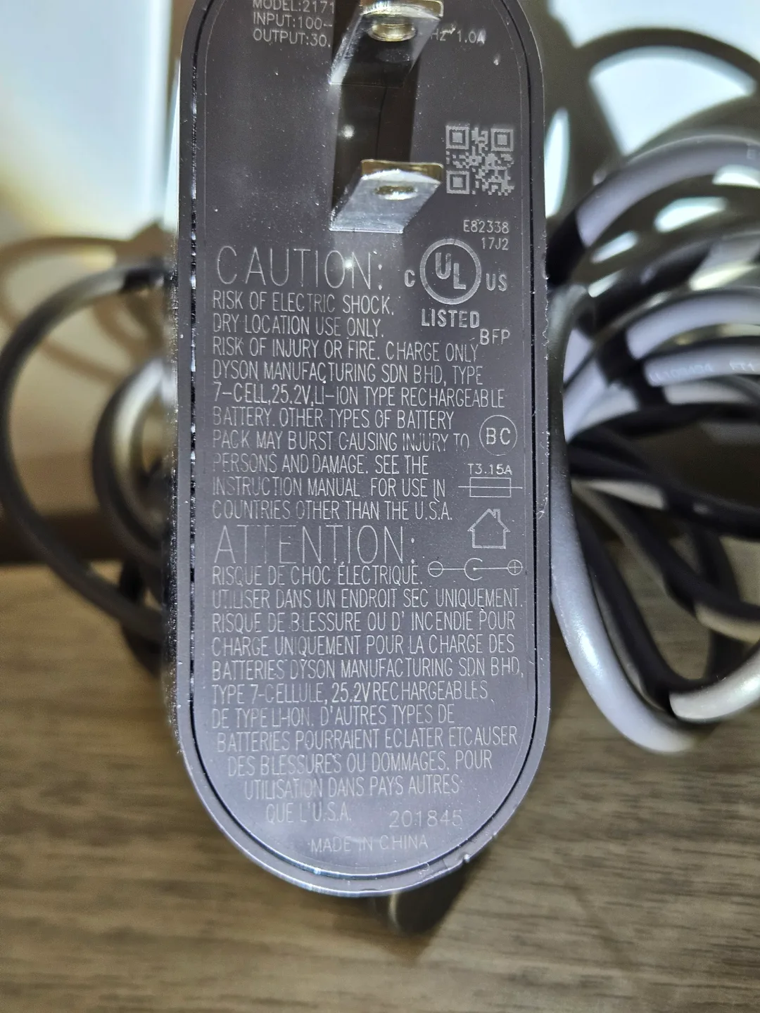 Dyson Vacuum Charger - Class 2 battery - 30V thumbnail