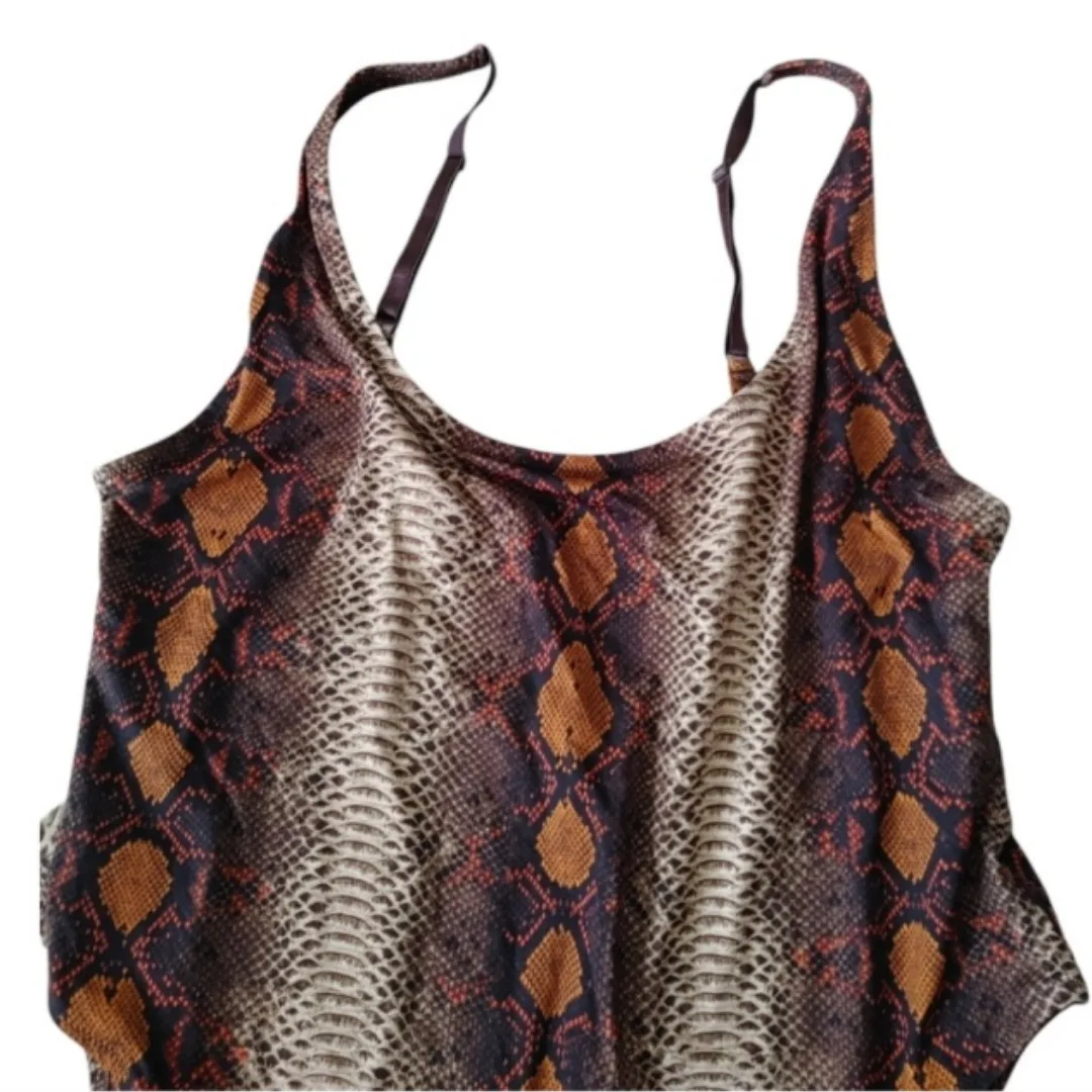SKIMS Desert Snakeskin Print One Piece Swimsuit image indicator(8)