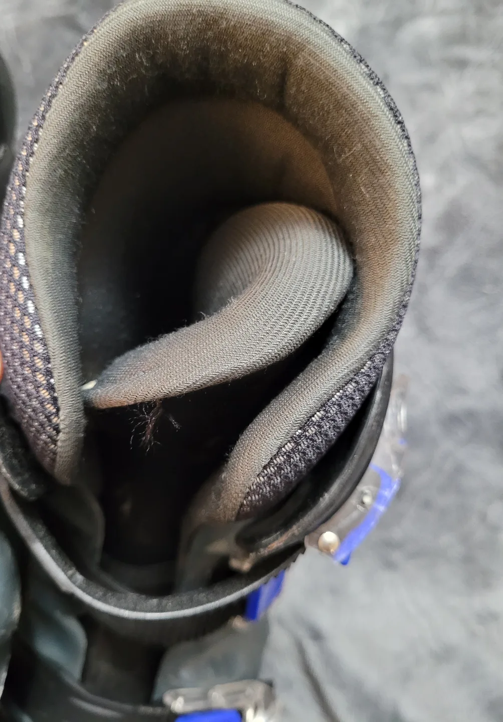 Typhoon Inline Skates - Size 7 image indicator(5)