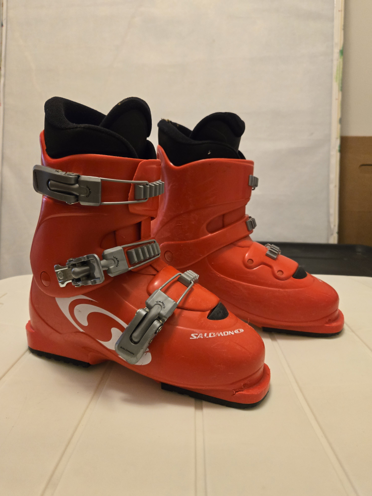 Red salomon ski boots (25.5) - photo 2