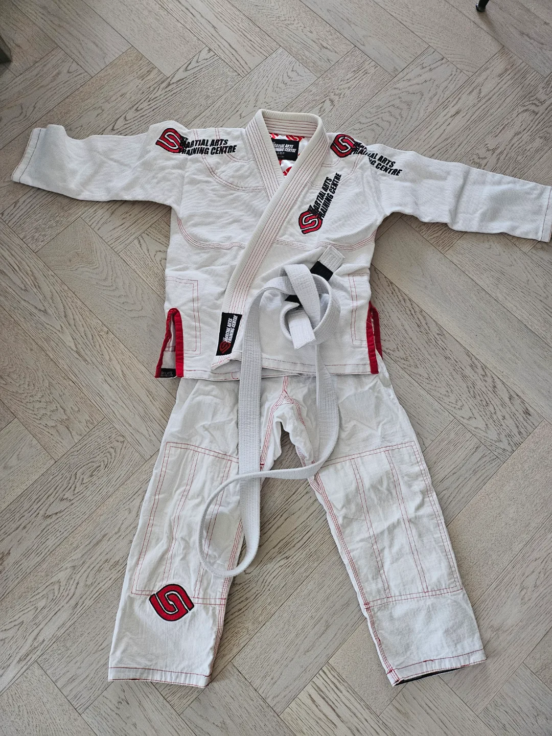 Martial Arts Training Centre White Jiu-Jitsu Gi thumbnail