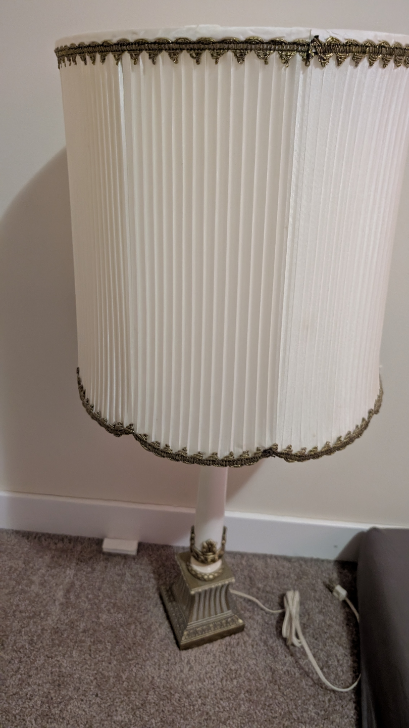Vintage Table Lamp with Pleated Shade - photo 2