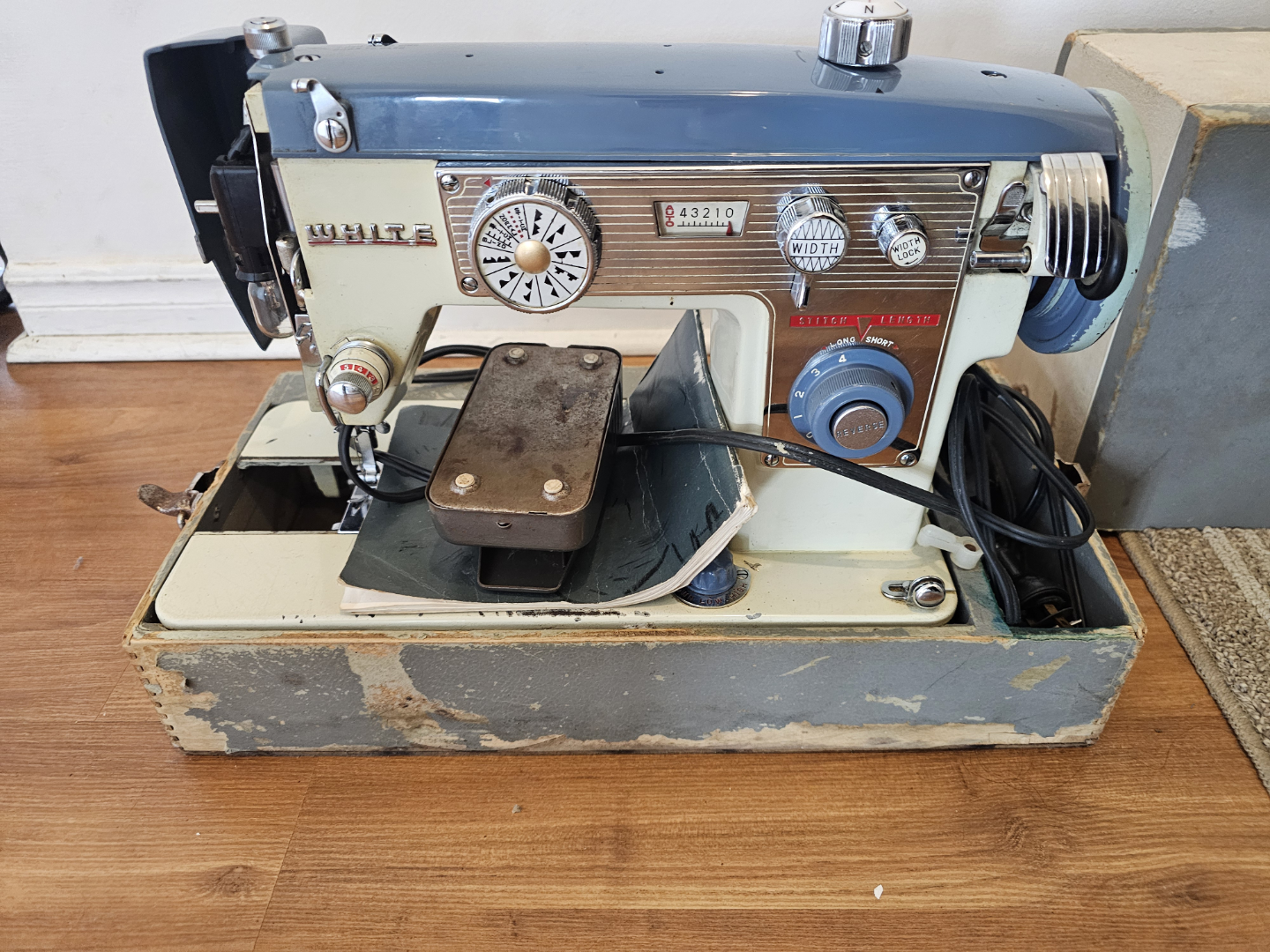 Vintage White Sewing Machine in Case