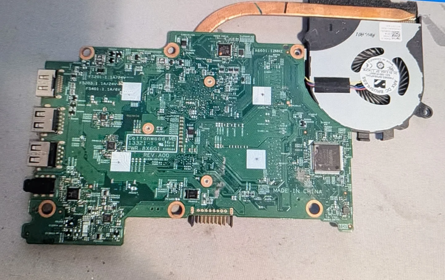 Dell Inspiron 13-7352 motherboard combo no image indicator(2)