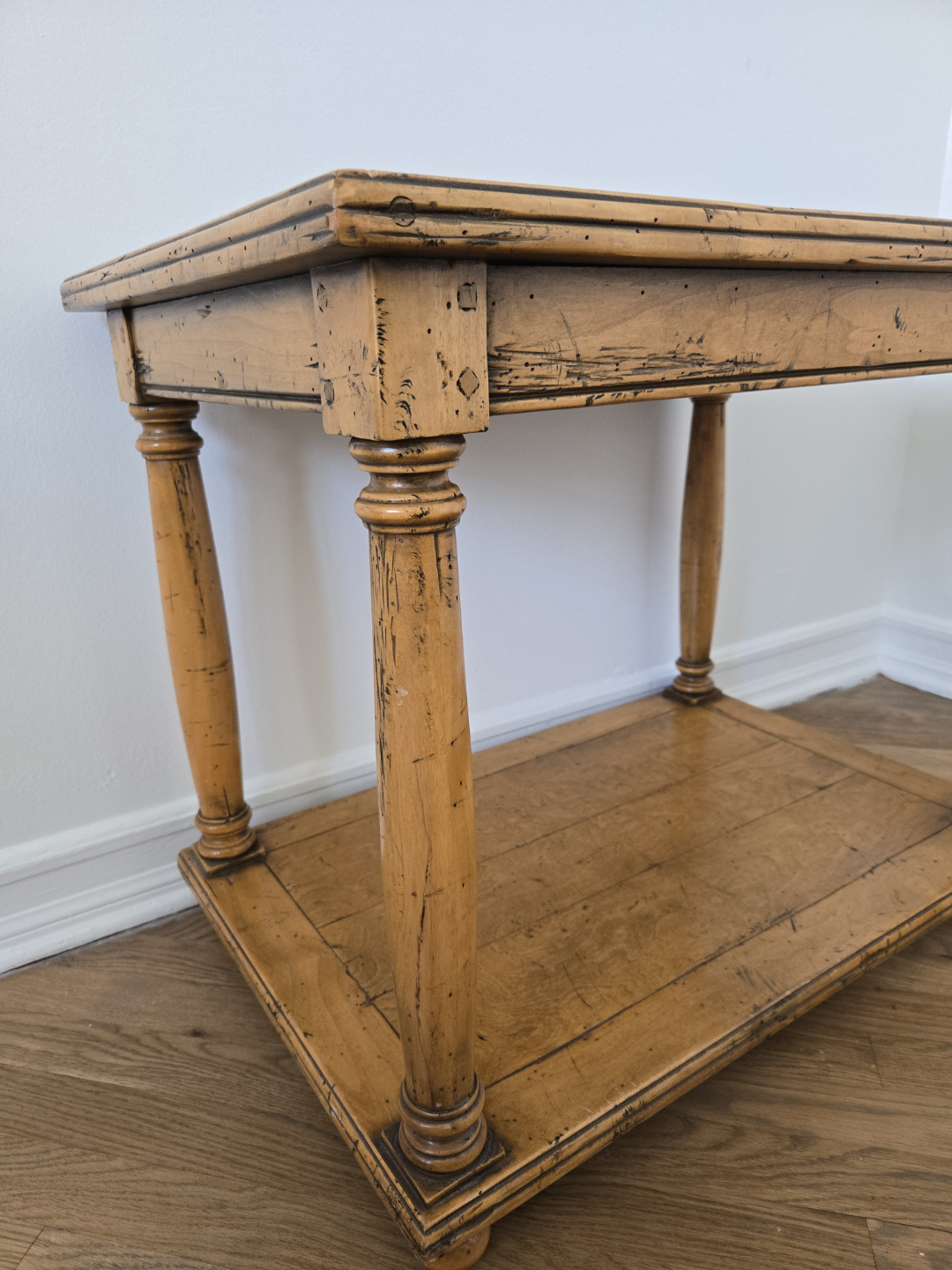 Early Fremarc Designs French County Maple Side Table - photo 3