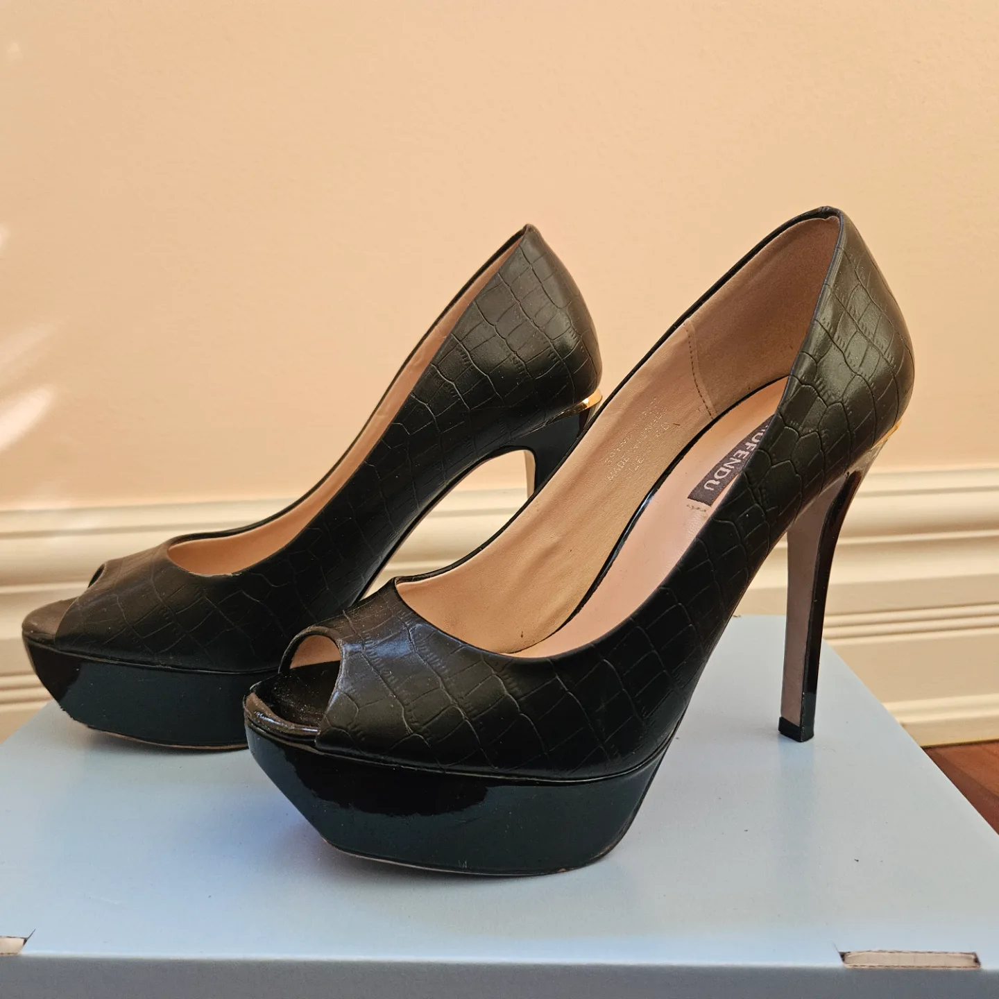 GDfendu Black Platform Peep-Toe Heels thumbnail