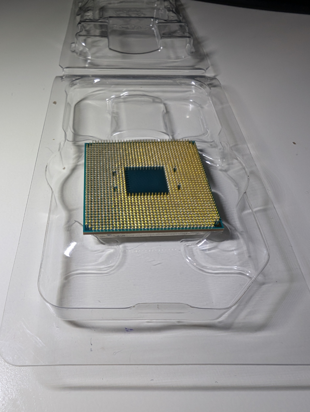 AMD Ryzen 5 2600 CPU Processor, like new prices nogotiable - photo 2