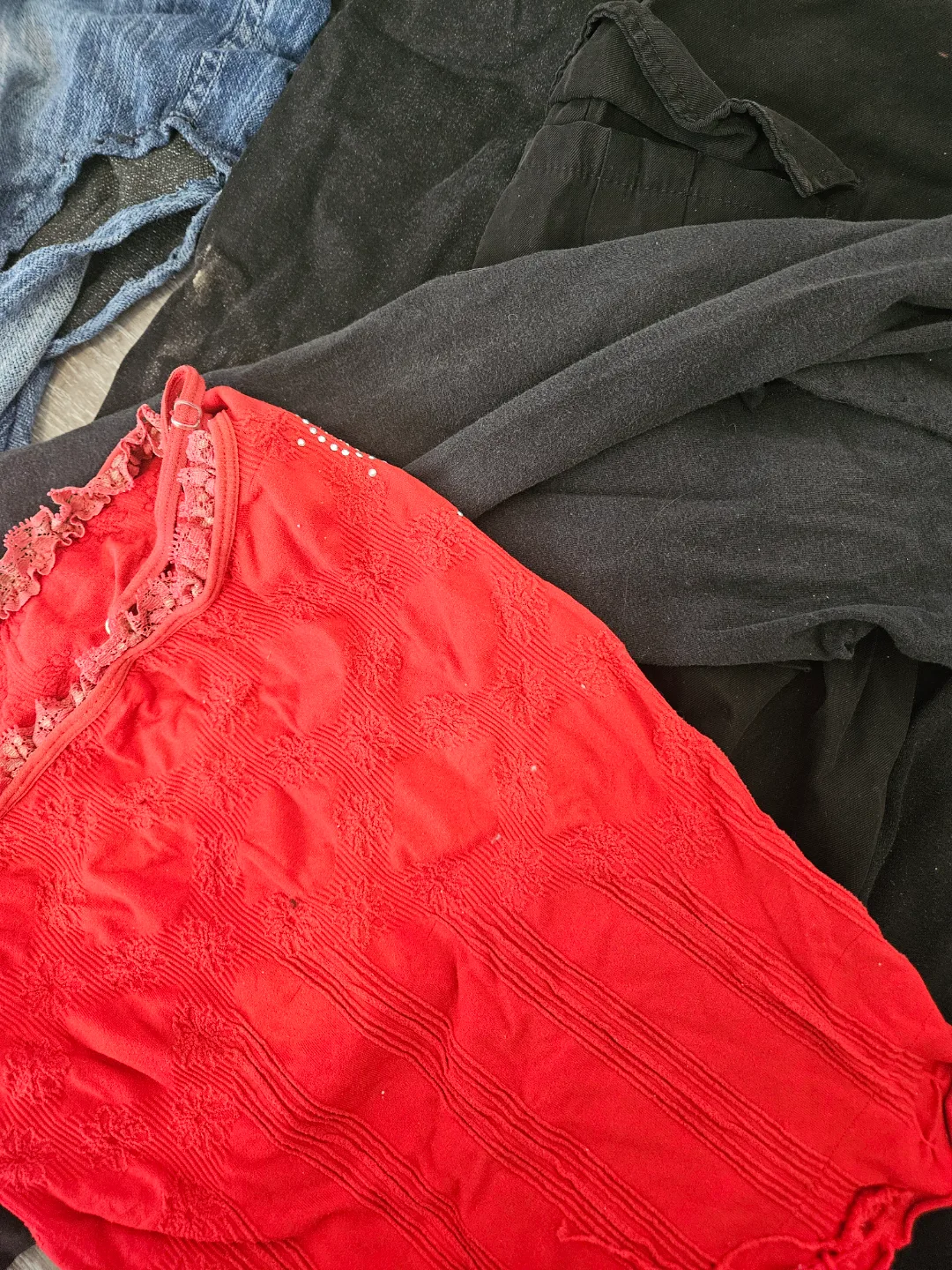 Fabric lot (for textiles project?) thumbnail