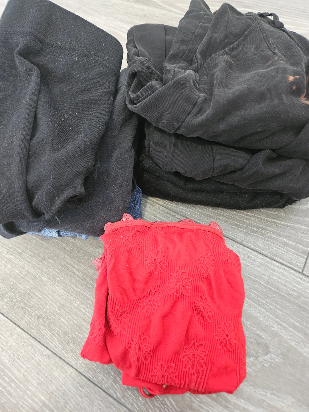 Fabric lot (for textiles project?) image indicator(3)