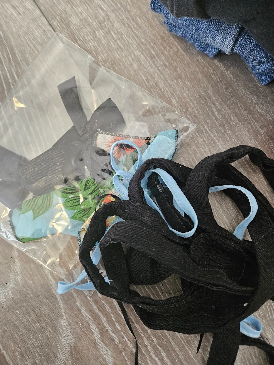 Fabric lot (for textiles project?) image indicator(4)