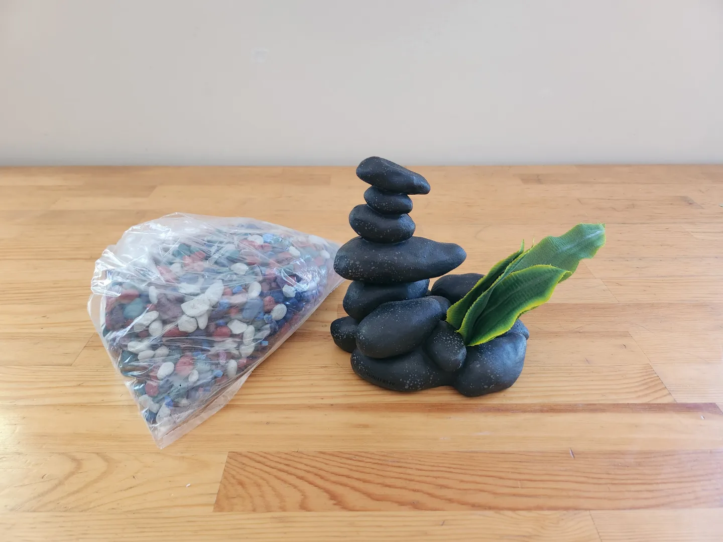 Aquarium Decor Black Stone Stack with Gravel thumbnail