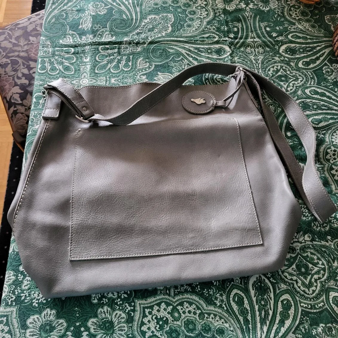 Roots Genuine Leather Crossbody Bag image indicator(3)