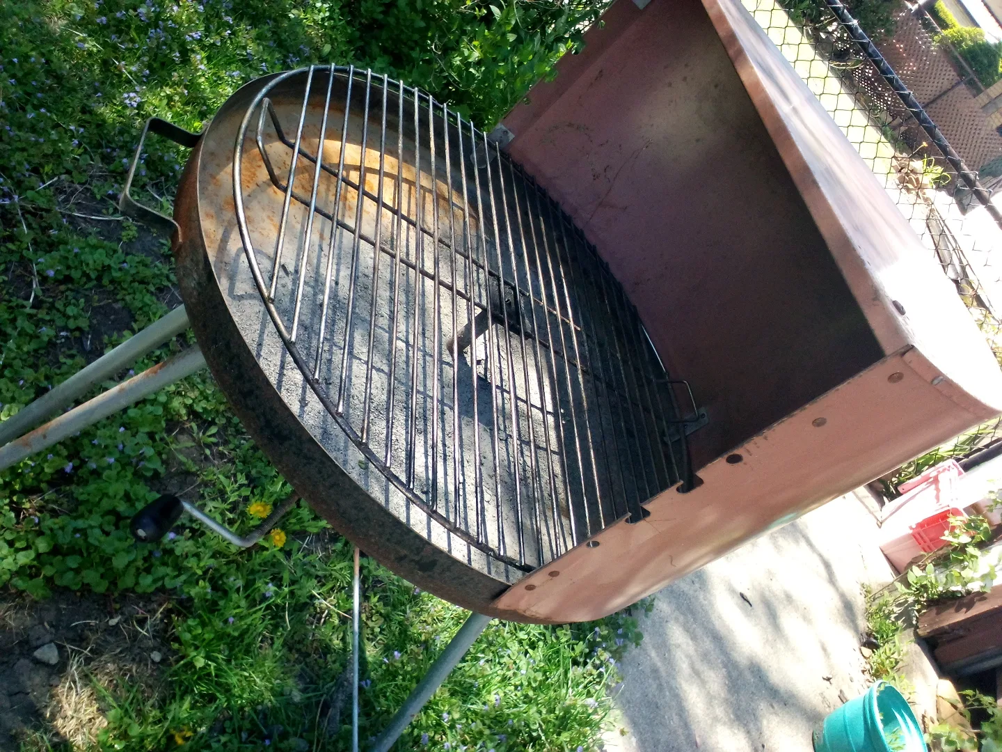 Vintage Half-Moon Charcoal Grill with Stand and Wheels thumbnail