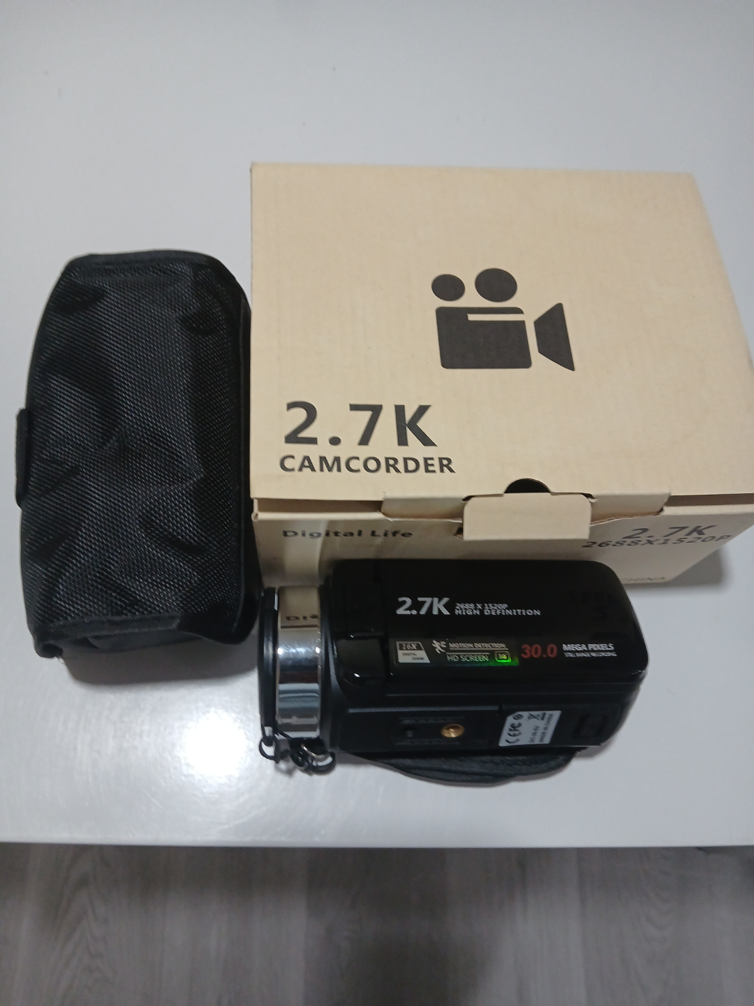 2.7K Digital Life Camcorder with Accessories