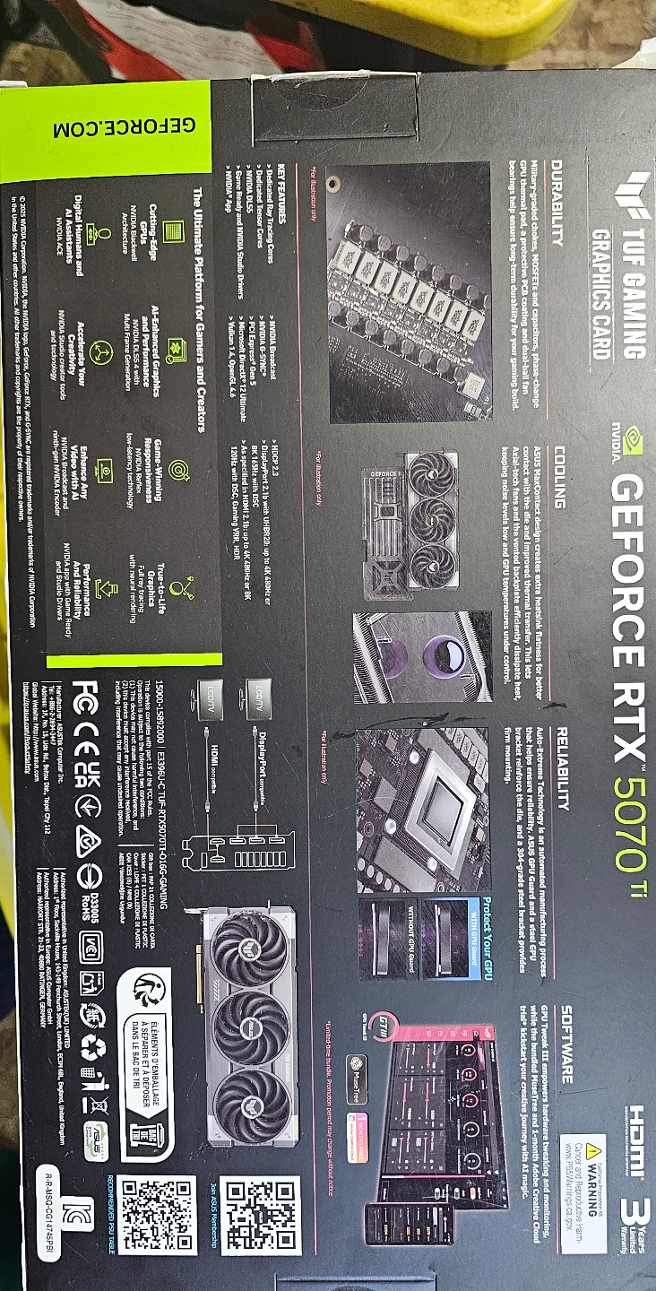 ASUS GeForce RTX 5070 - photo 2