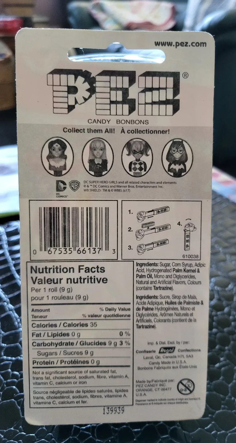 PEZ DC Super Hero Girls Supergirl Dispenser image indicator(2)