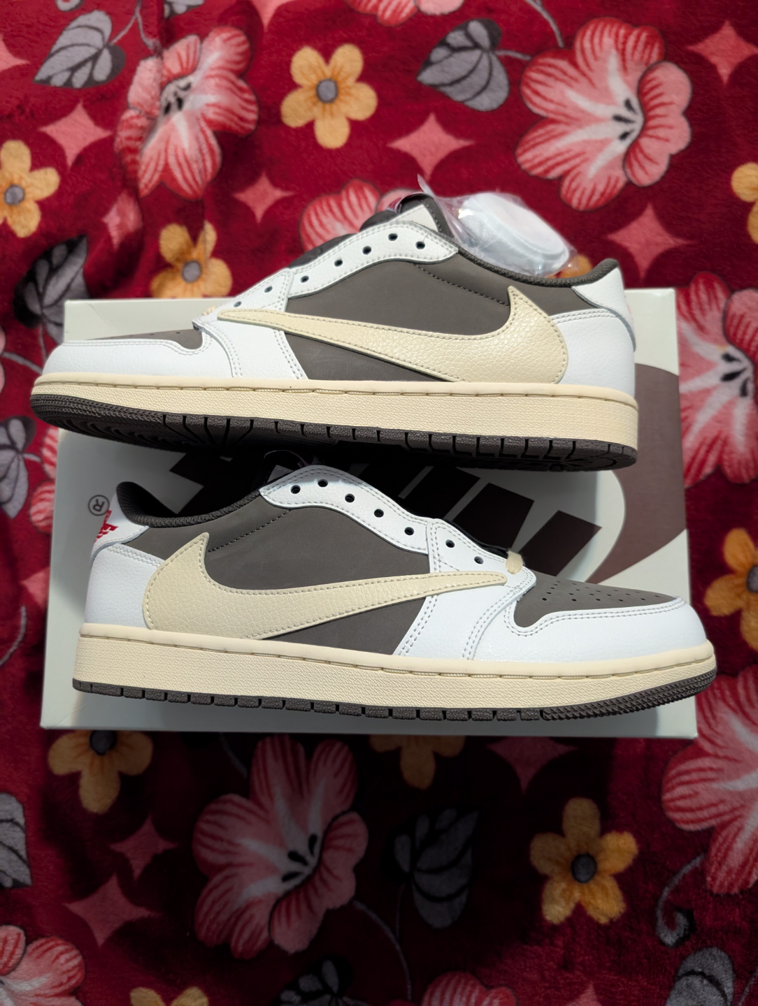 Travis Scott x Air Jordan 1 Low OG SP 'Reverse Mocha'