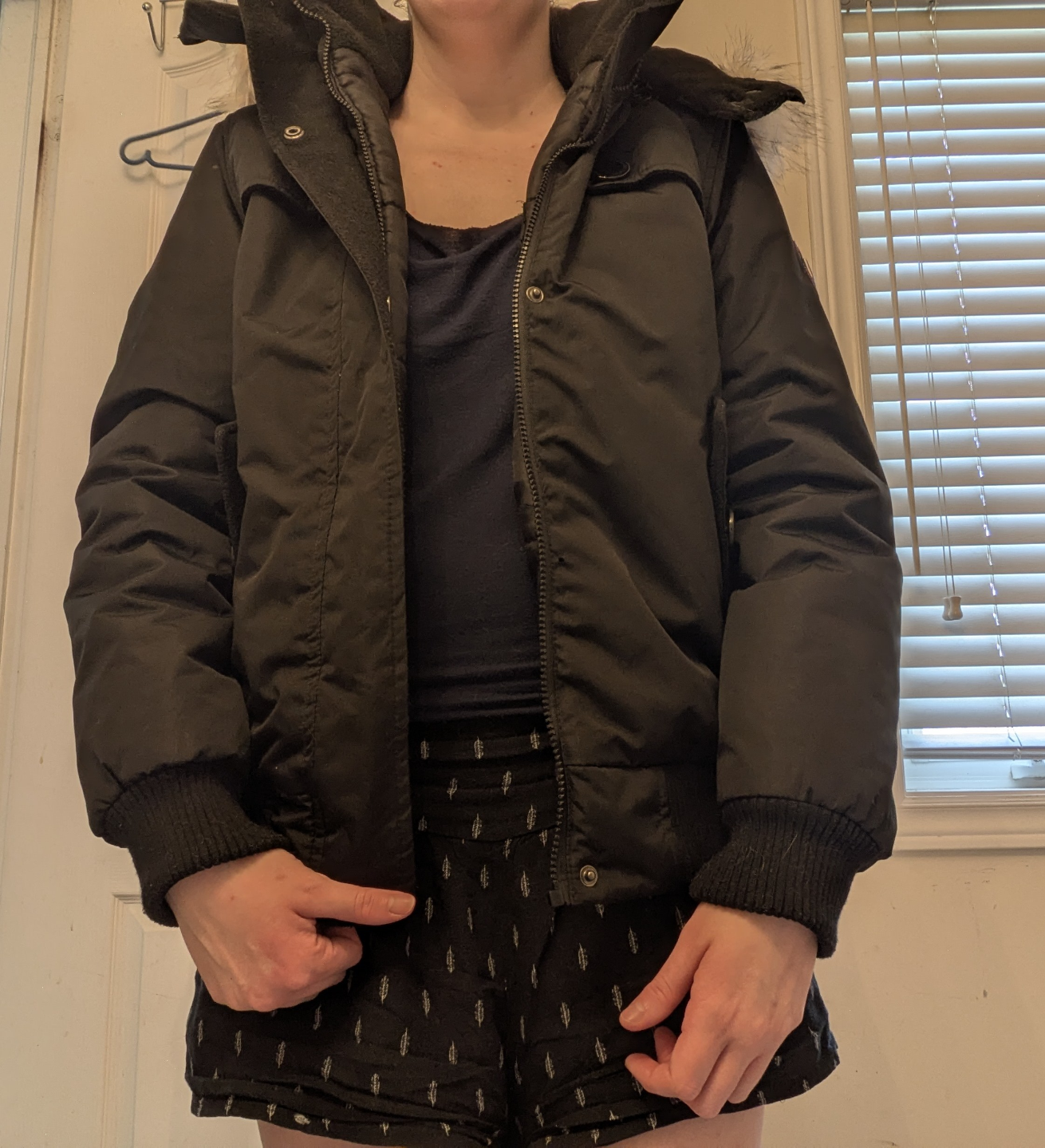 Thick Black Winter Coat/ Jacket - size Medium - photo 4